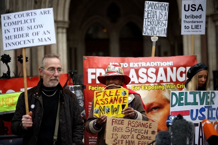 WikiLeaks' Assange gets chance to take US extradition case to UK Supreme Court