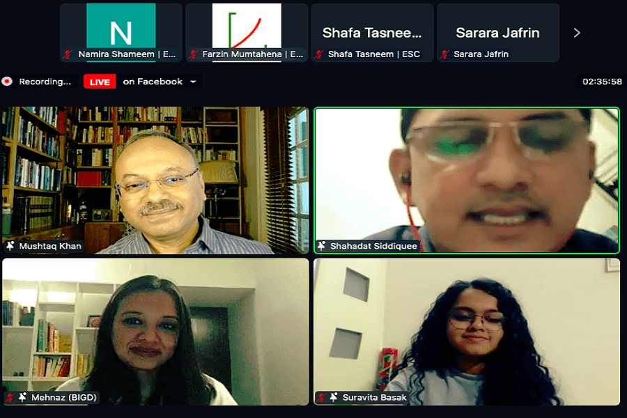 Experts discuss digital promise and role of governance