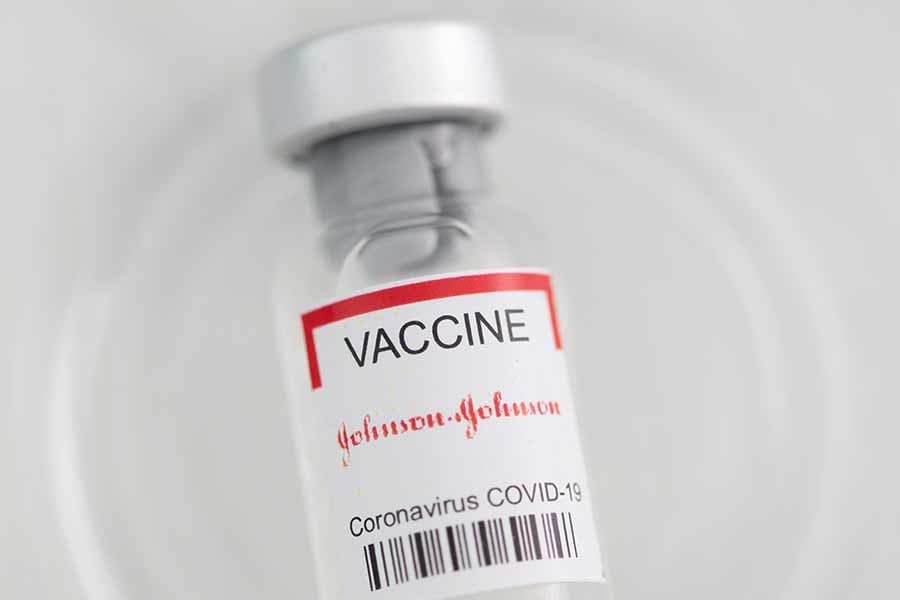 Blood clot risks: US limits use of J&J Covid-19 vaccine for adults