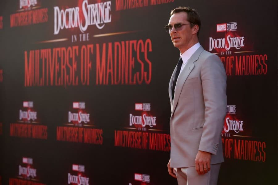 'Doctor Strange 2' debuts to heroic $185 million