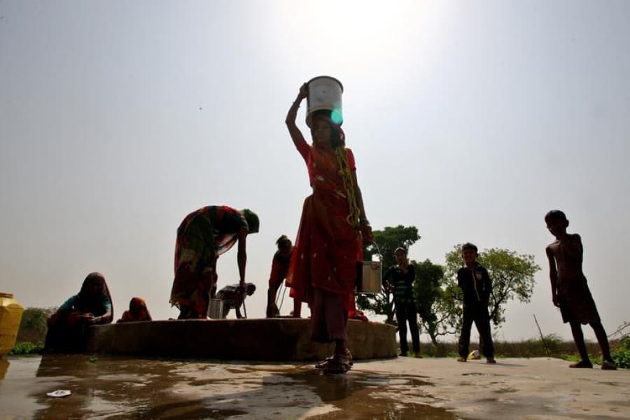 'Fifty-fifty chance' global warming tops 1.5C soon