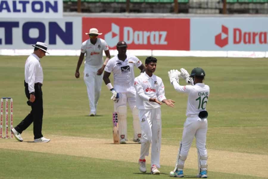 Nayeem's career-best bowling dismisses Sri Lanka for 397