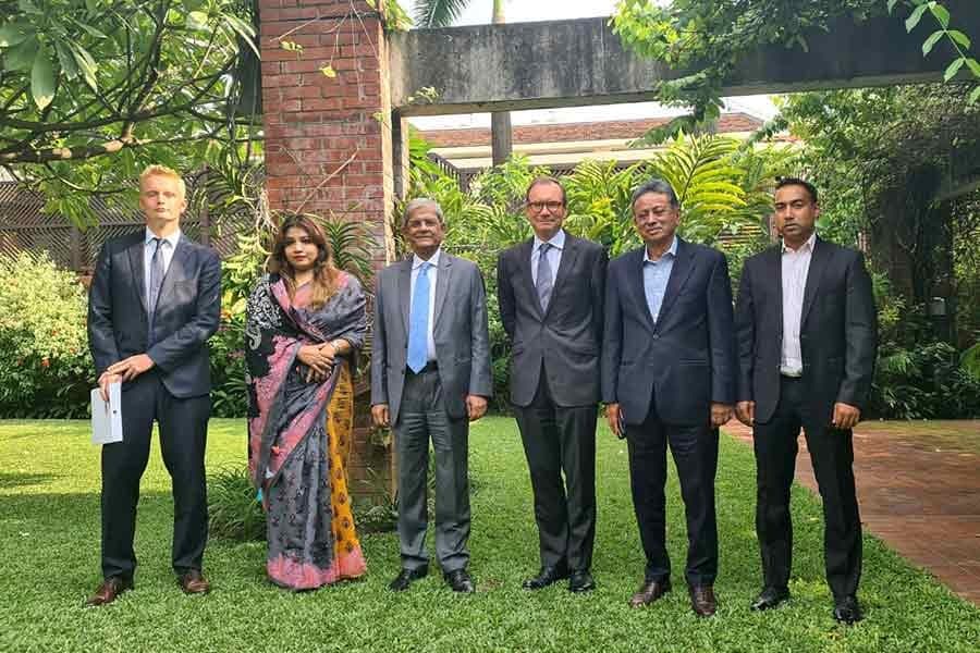 UK expresses concern over recent political violence in Bangladesh