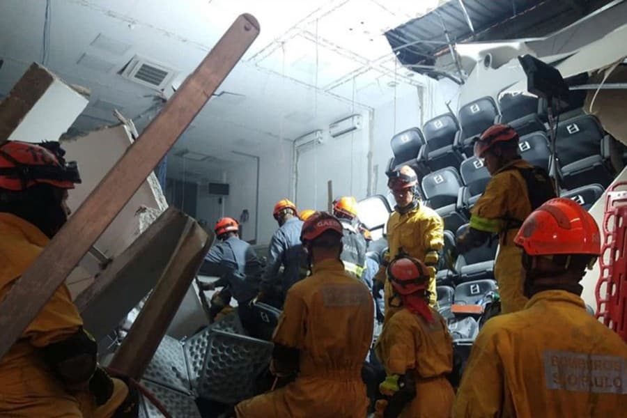 Nine dead after warehouse collapse in Brazil