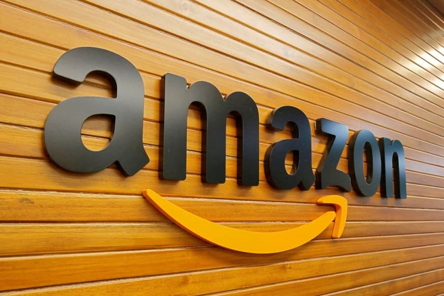 Amazon abandons live tests of Scout home delivery robot