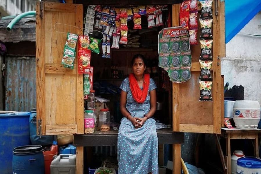 Microfinance turns India's rural women into budding entrepreneurs