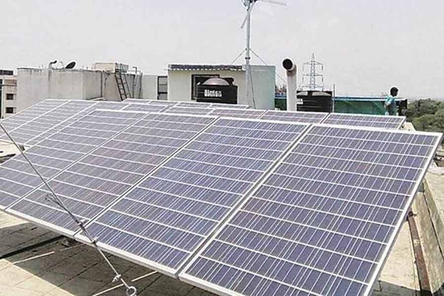 Rooftop solar: Caution before commitment