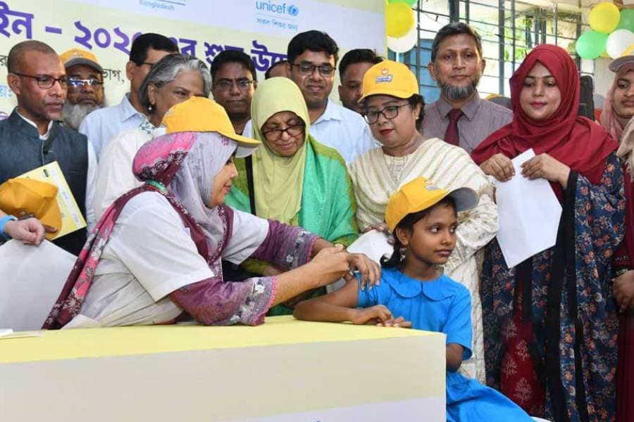 Bangladesh launches typhoid vaccination drive to combat drug-resistant threat