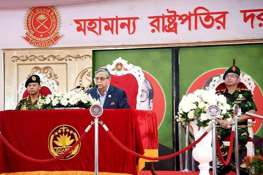 Ensure security for VVIPs without disrupting public attachment, president asks PGR