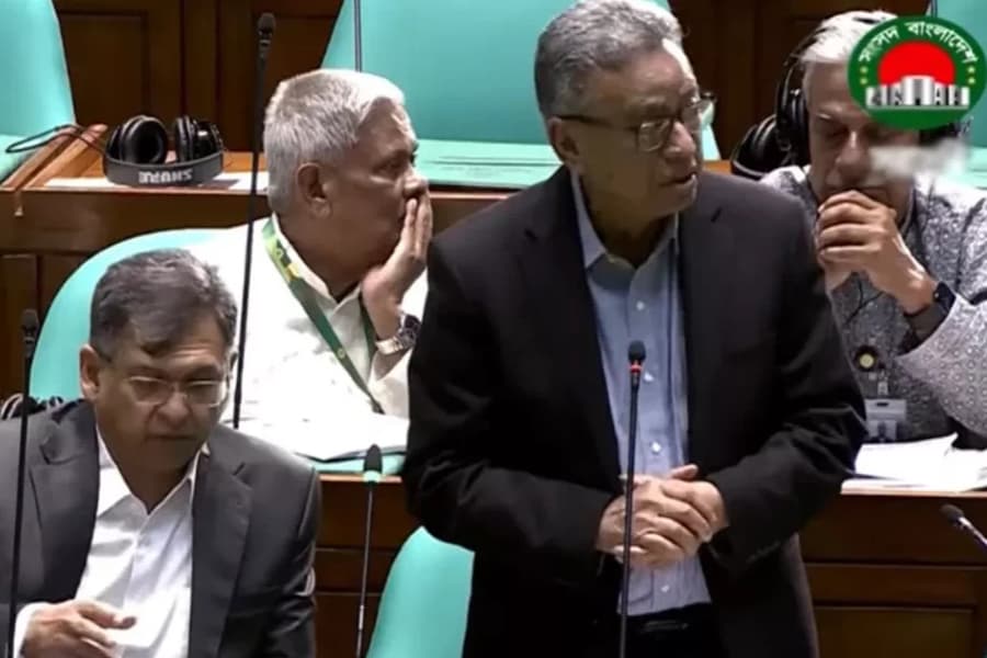 Four-tier plan taken up to reform fragile financial sector