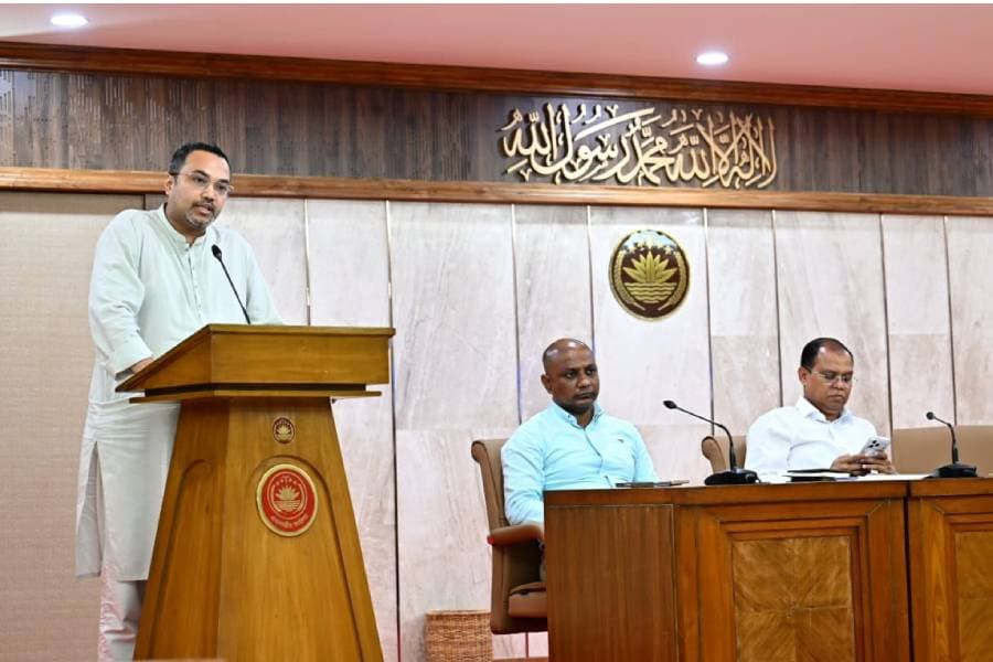 62pc of cabinet decisions implemented in govt’s first 100 days: Mahdi Amin