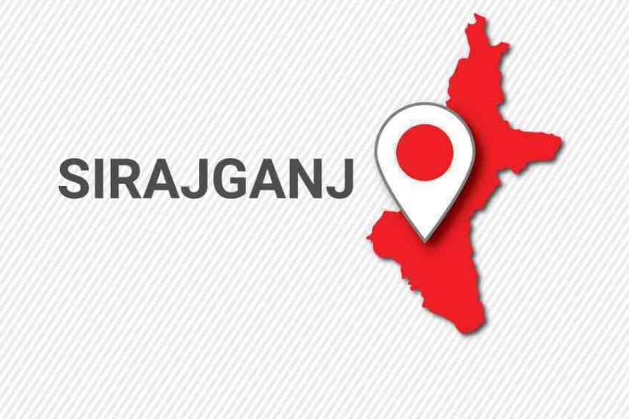 Clash over mosque committee leaves at least 22 injured in Sirajganj
