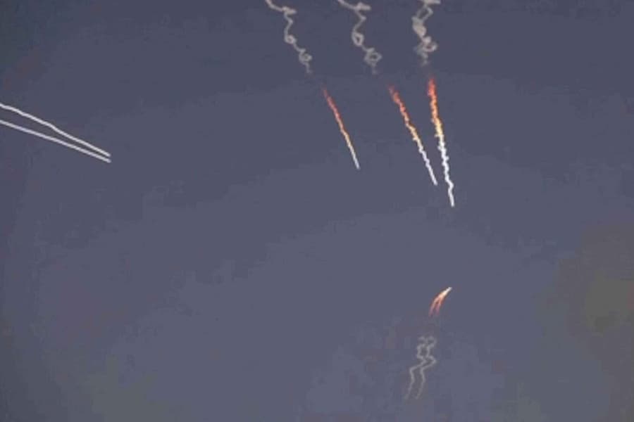 Tehran targets US Gulf bases after American forces launch new strikes on Iran