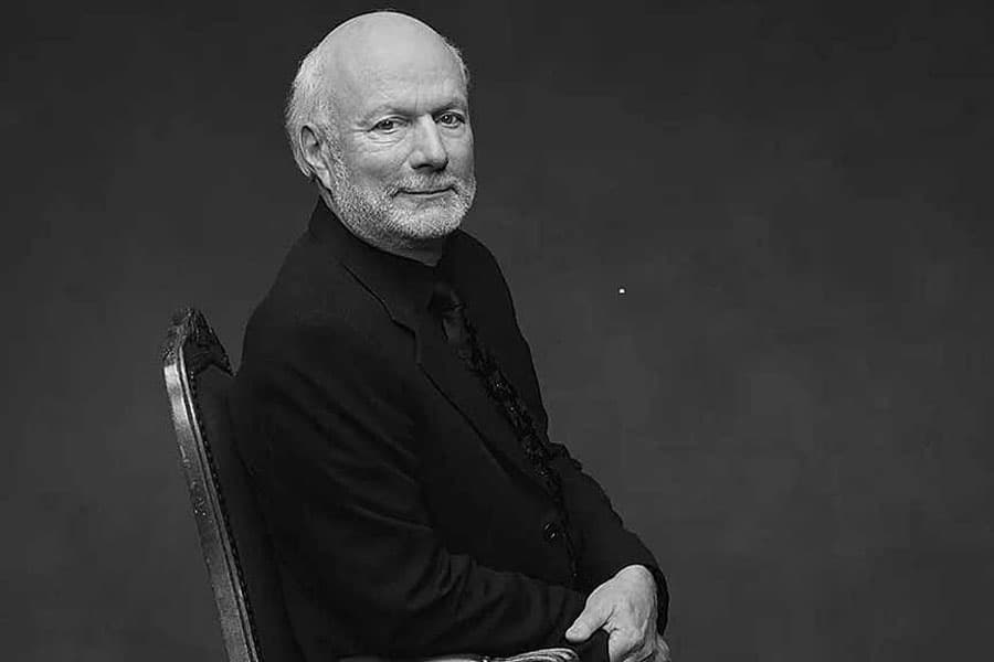 Sitcom legend James Burrows, co-creator of 'Cheers' and ‘Friends’ director, dies at 85