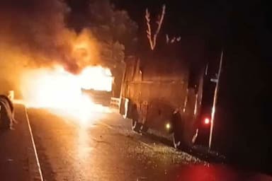 5 killed as bus speeds into stationary pickup truck in Faridpur's Bhanga
