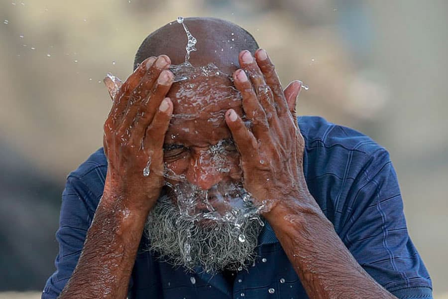 Heatwaves may wipe out 24 farming days: study