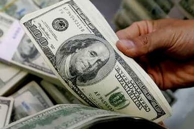 Dollar hits Tk 123.60 amid higher imports, low remittances