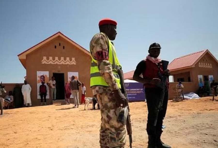 Islamist militants kill 25 in Nigeria