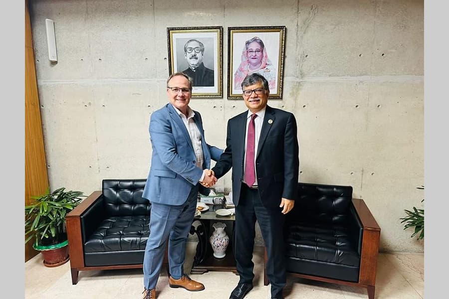 Canada eyes robust economic partnership with Bangladesh