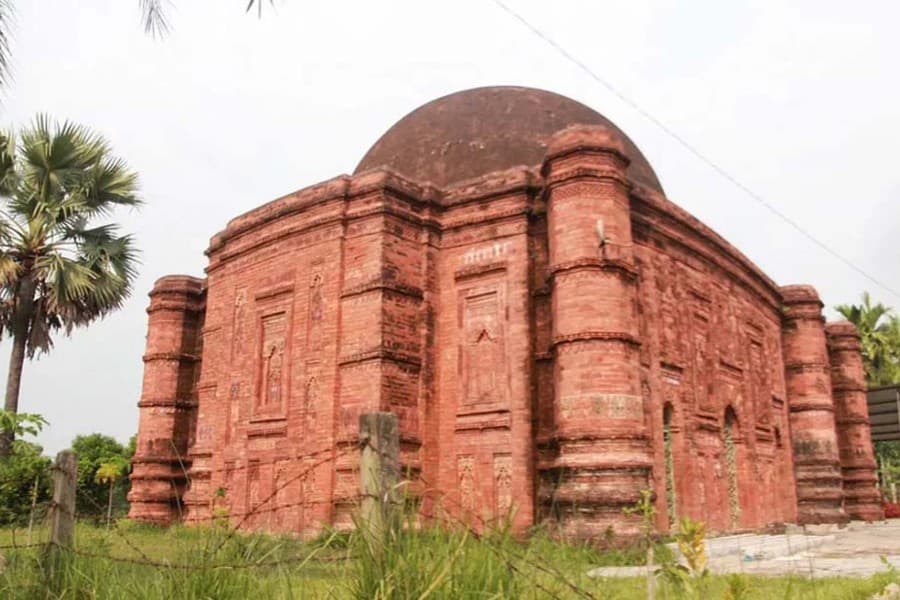 Centuries-old Shankar Pasha Mosque still attracts visitors