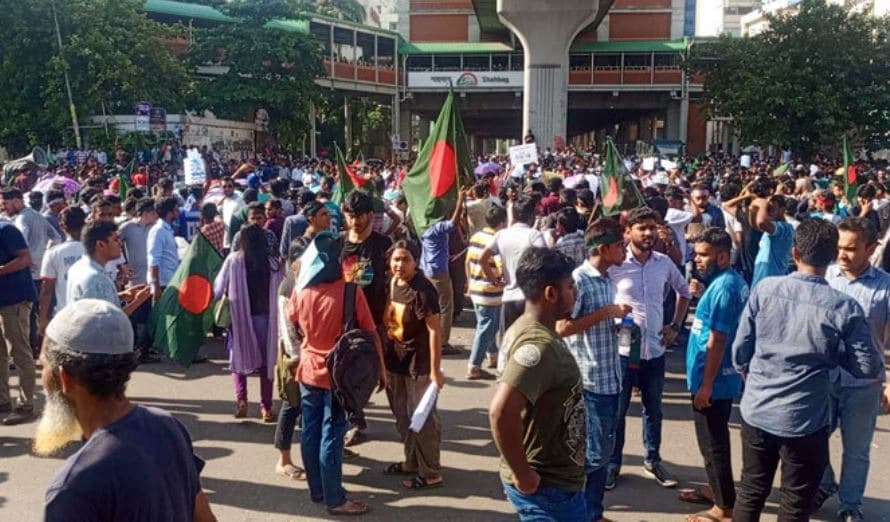 Quota protesters lift Shahbagh blockade after four hours