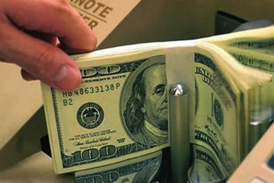 India's forex reserves reach all-time high of $657 billion