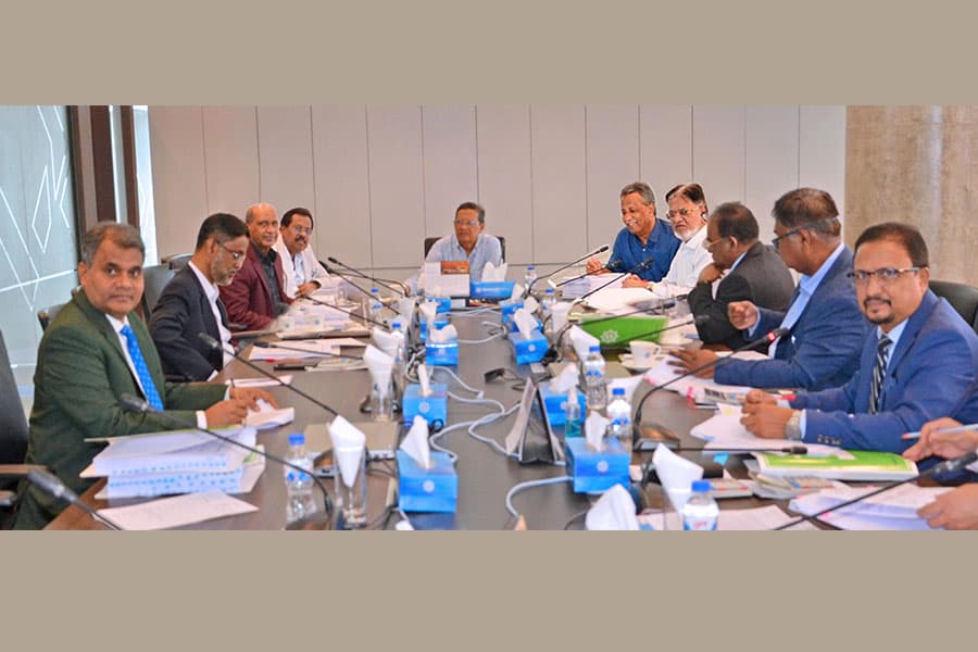 Shahjalal Islami Bank holds 878th meeting of Executive Committee