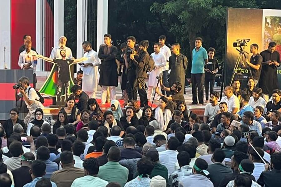 Student movement martyrs' families demand trial of Hasina, others