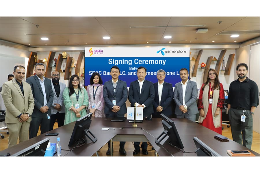SBAC Bank and Grameenphone partner for digital services