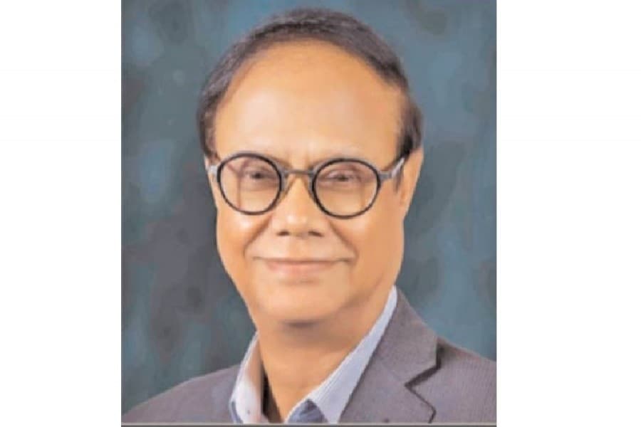 Weak banks’ deposits returning to positive trend, none should panic: BB governor