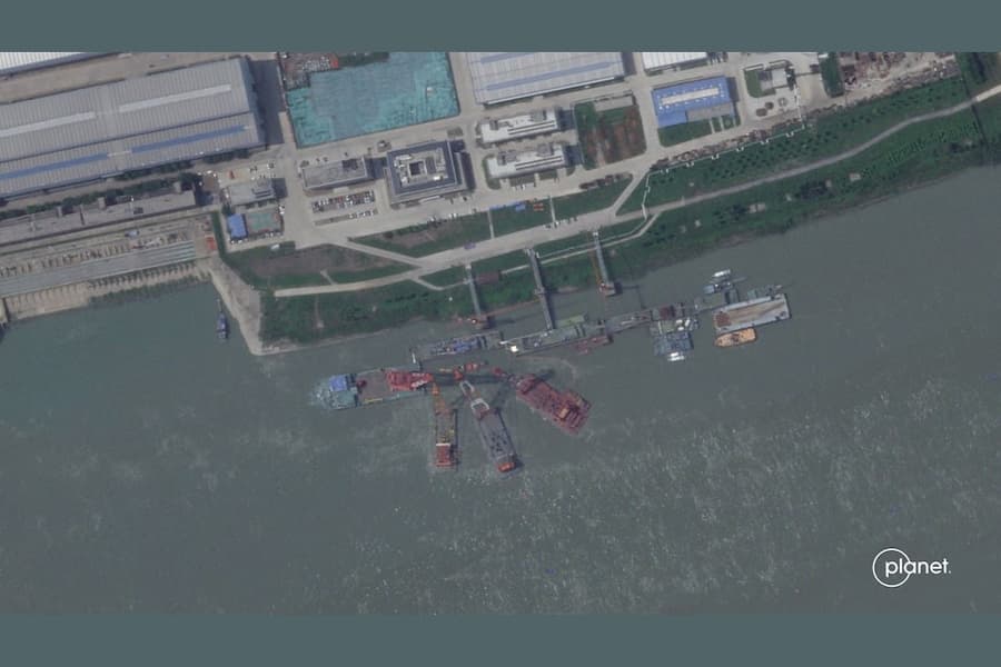 Chinese nuclear-powered submarine sank this year, US official says