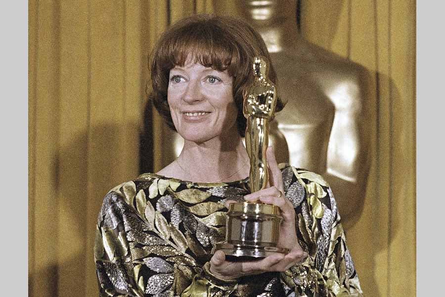 Maggie Smith, a favourite among fans of 'Harry Potter' and ‘Downton Abbey,’ dies at 89