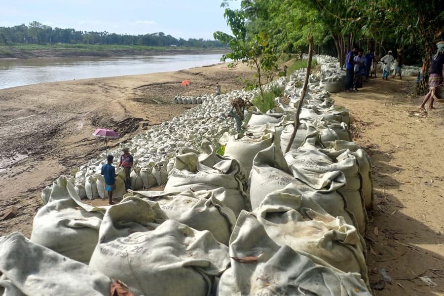 Erosion devours Kushiyara banks on Sylhet-Assam border