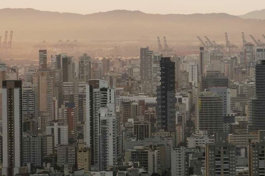 Latin America poverty hits 33-year low