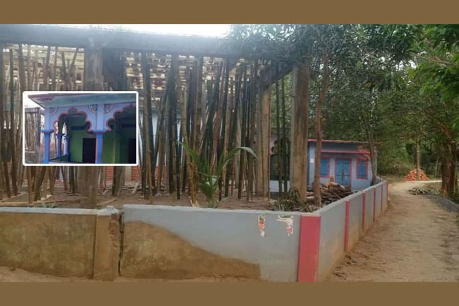 BSF obstructs reconstruction of mosque at Beanibazar border