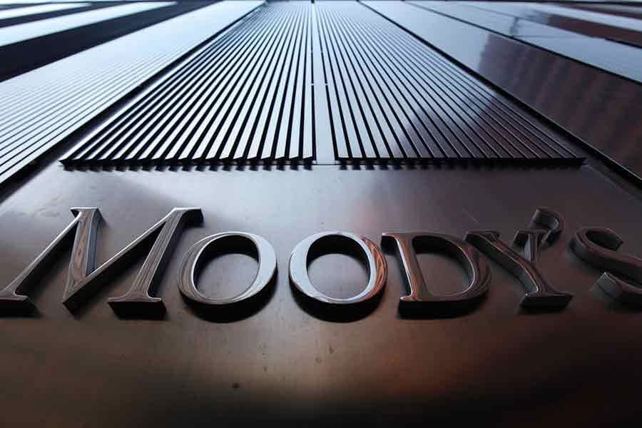 Moody's lowers outlook for BD banking