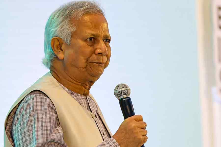 Chief adviser calls for advancing reform activities quickly