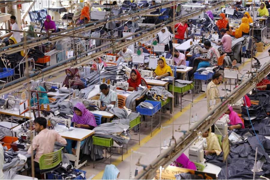 Textile giant Bangladesh pushed to recycle more waste