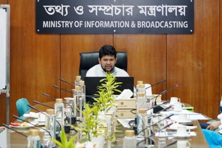 Govt wants healthy competition among newspapers: Info Adviser