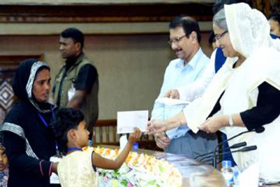 'Govt to bring all industries under central welfare fund'
