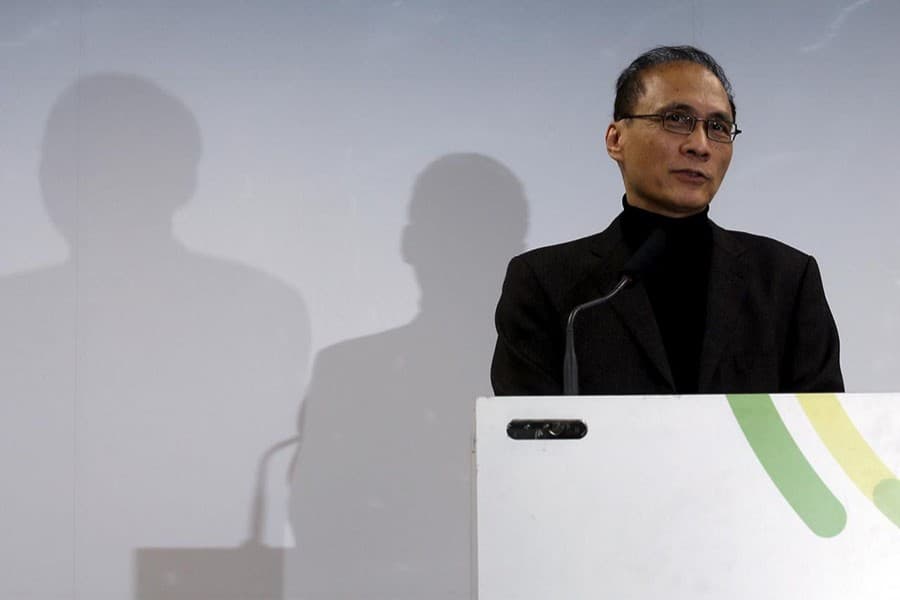 Taiwan premier resigns to help shore up president's falling popularity