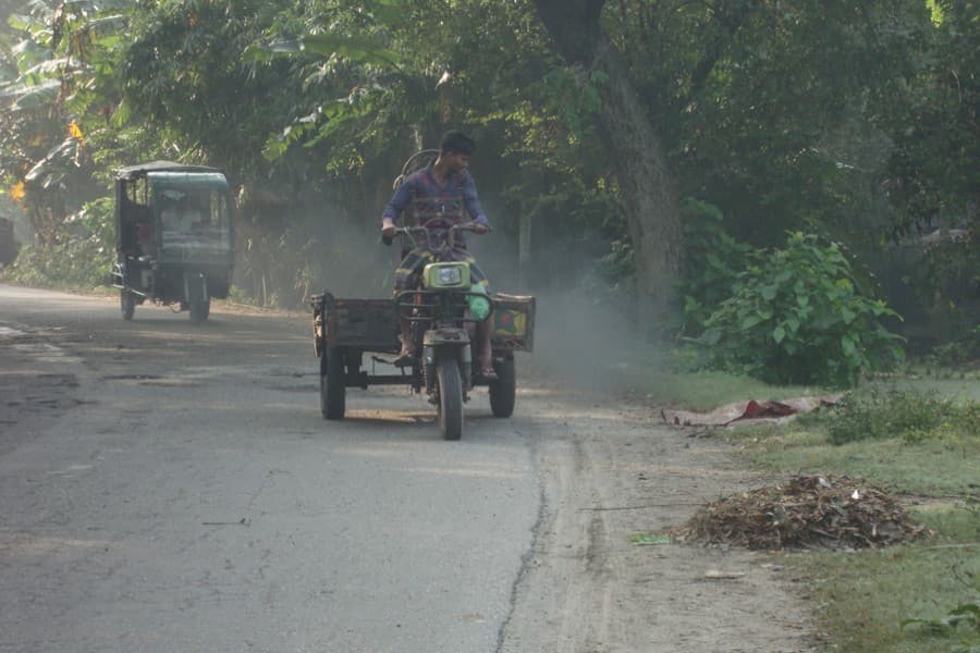 Use of spurious fuel in vehicles going on in Gopalganj district