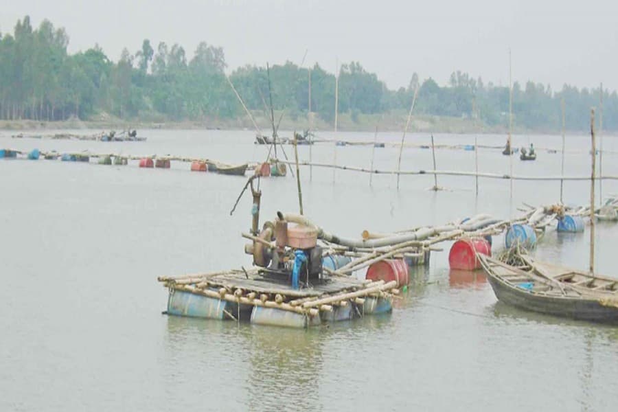 Sand lifting in Jomuneshwari, Atrai rivers threatening cropland, habitat