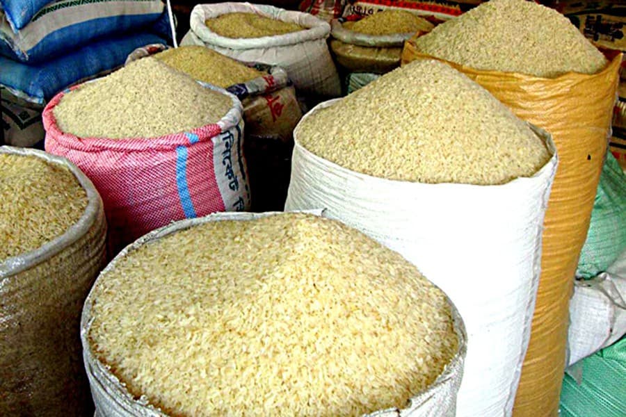 Government begins Aman procurement in Nilphamari
