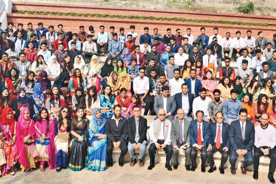 'Lead the world in the industrial revolution'