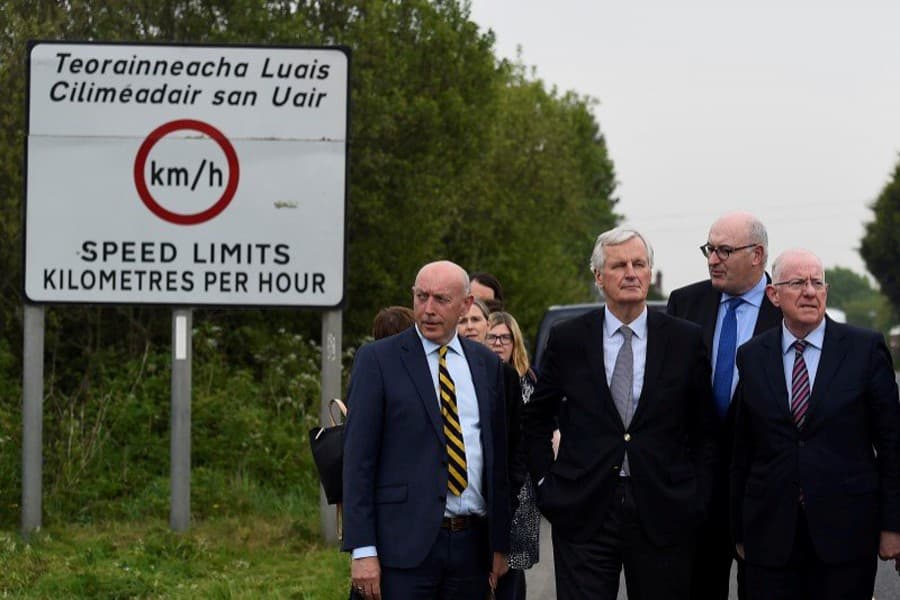 UK warns there will be no Brexit deal unless EU softens on Irish border