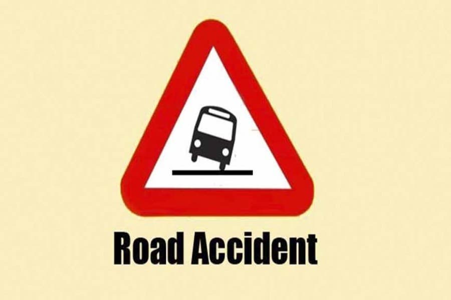 City road crash kills one