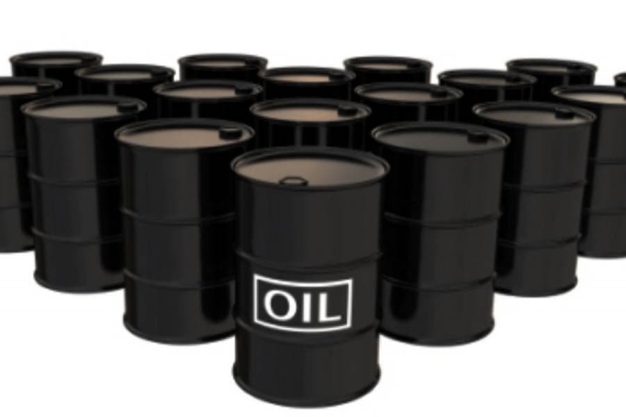 Govt to import 1.4m mts refined petroleum for six months