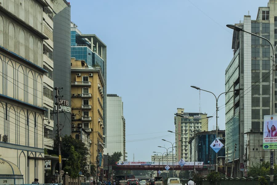 High-rise growth drives demand for large lifts