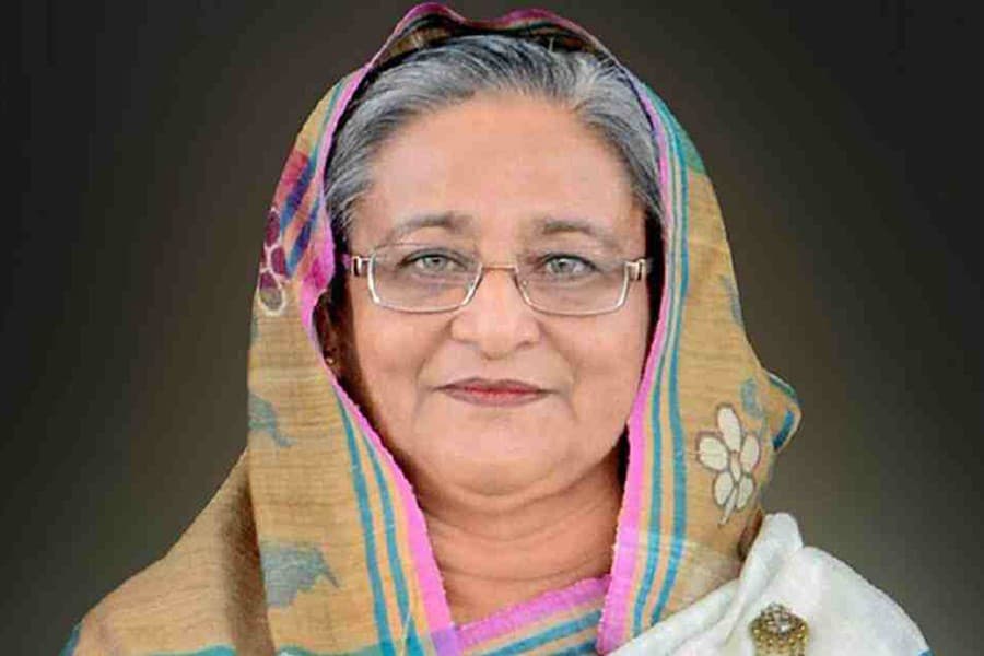 PM distributes Prime Minister Gold Medal to 172 students